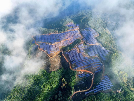 华能水风光多能互补清洁能源基地